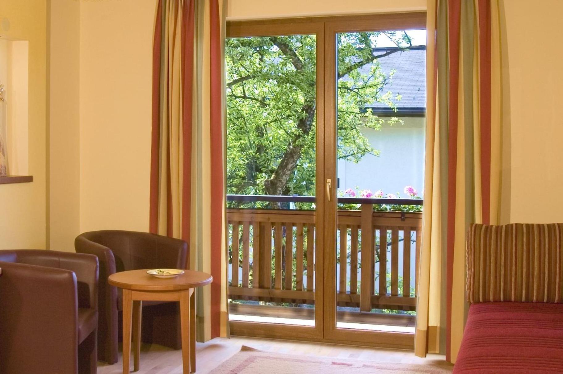 Garten - Hotel Sallerhof Grodig Luaran gambar