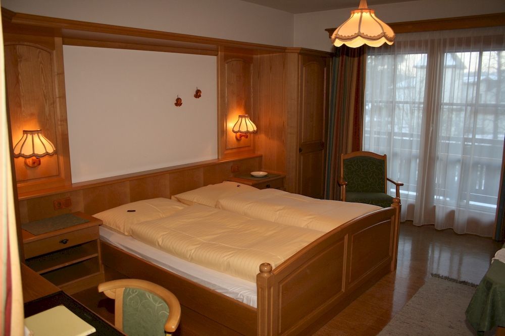 Garten - Hotel Sallerhof Grodig Luaran gambar