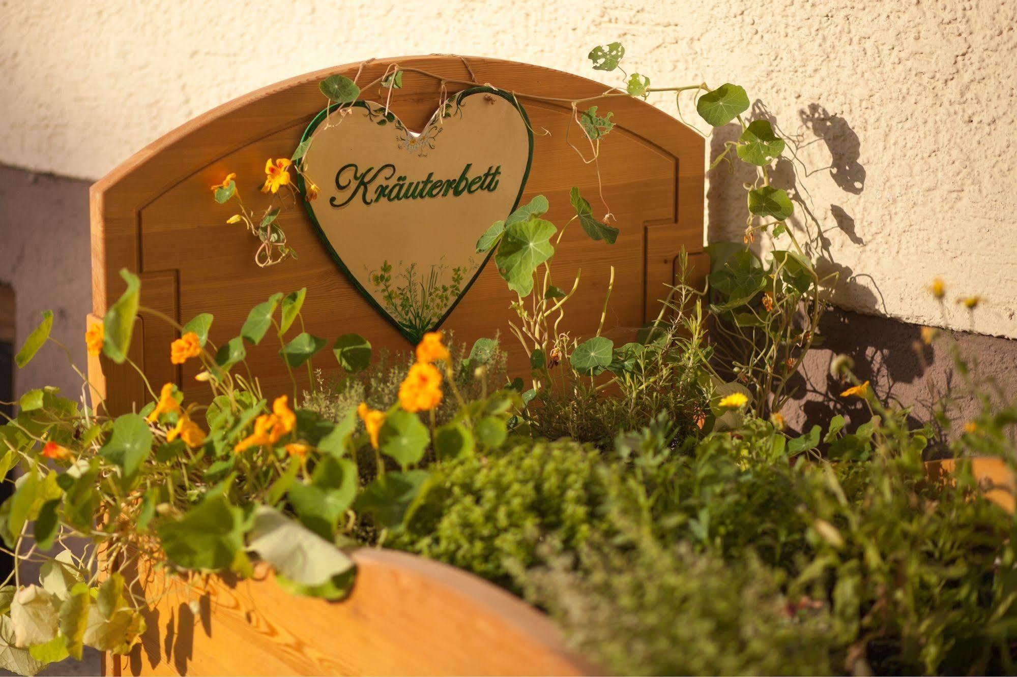 Garten - Hotel Sallerhof Grodig Luaran gambar