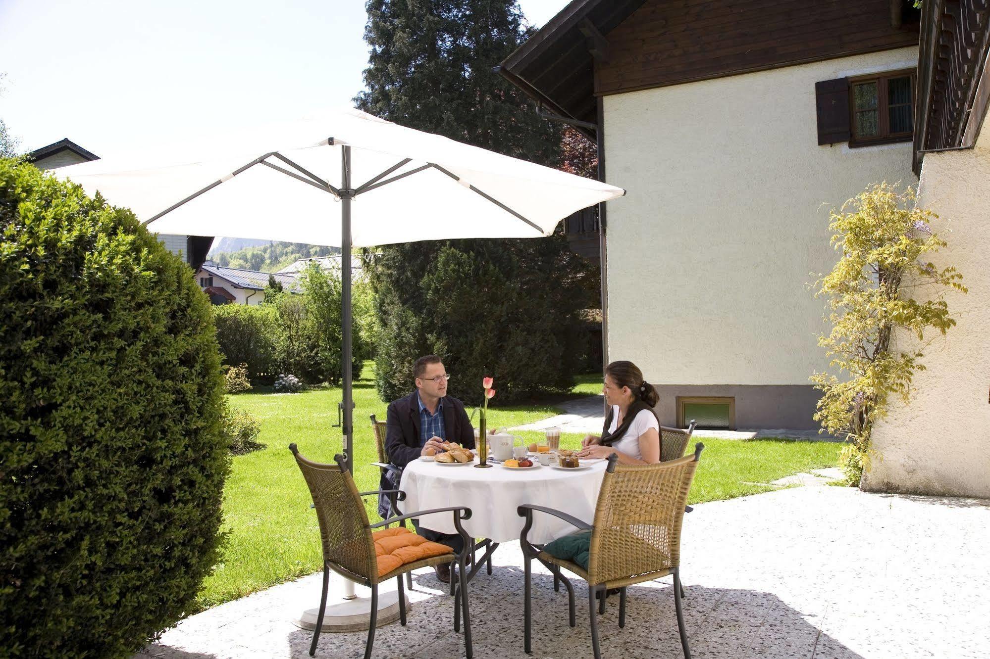 Garten - Hotel Sallerhof Grodig Luaran gambar